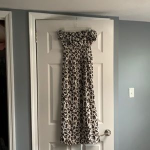 Strapless leopard print maxi dress
